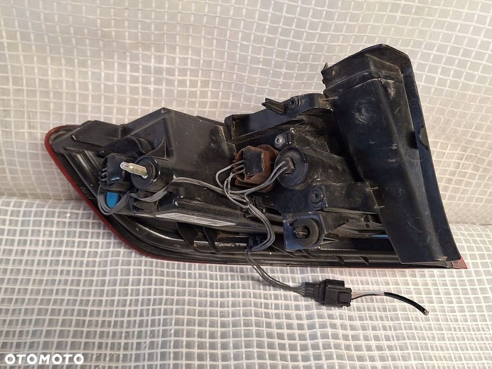renault megane 4 IV hb 16-20 lampa tyl prawa europa orginalna demontaz - 4