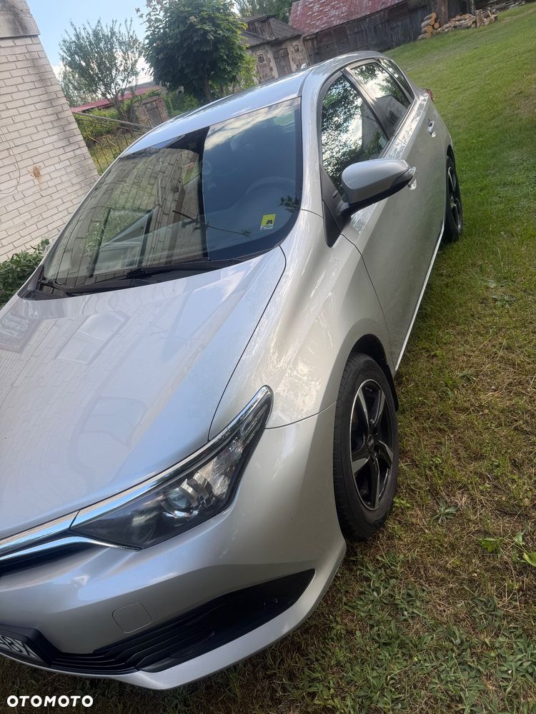Toyota Auris 1.33 VVT-i Active - 2