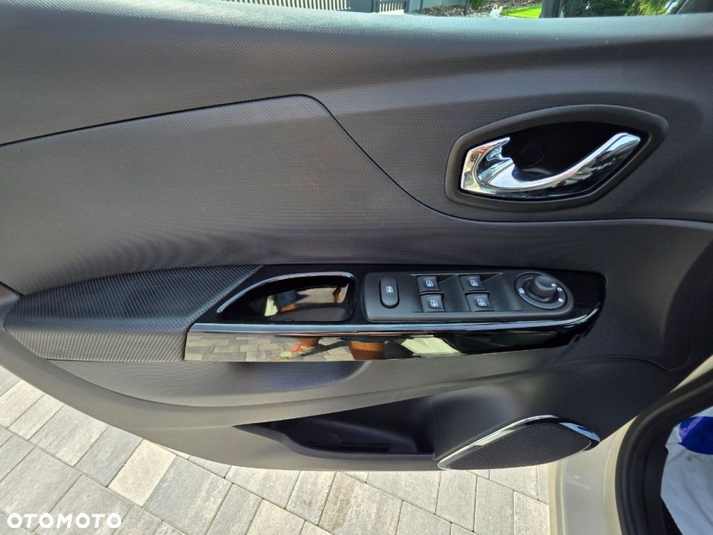 Renault Captur - 13