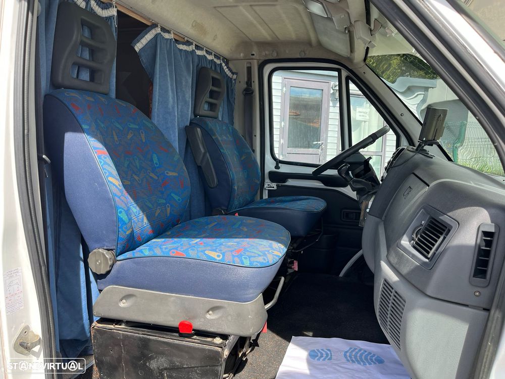 Fiat Ducato 6 lugares - 8