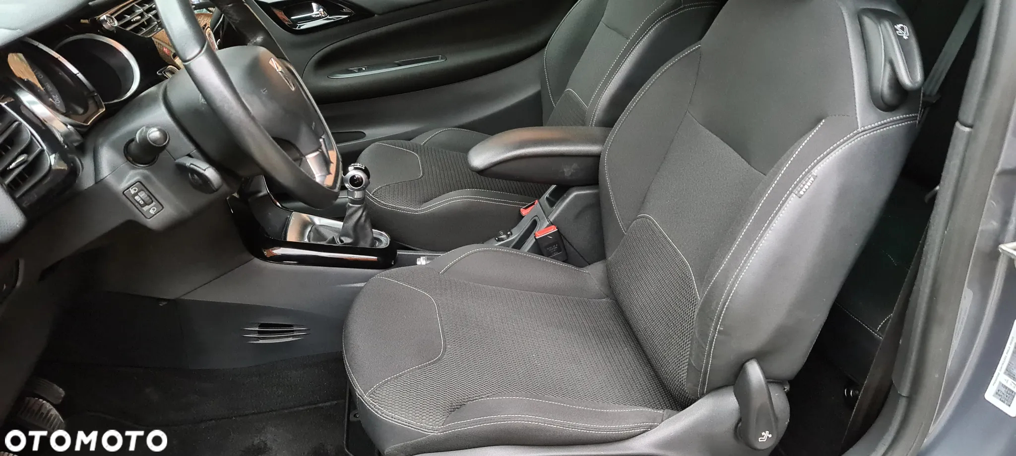 Citroën DS3 VTi 120 SoChic - 20