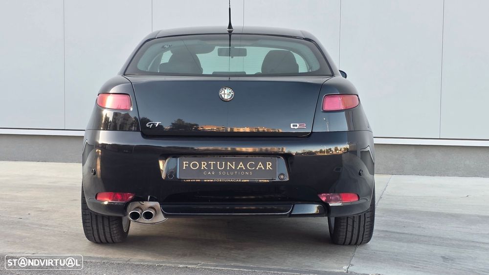 Alfa Romeo GT 1.9 JTD M-JET Q2 - 9