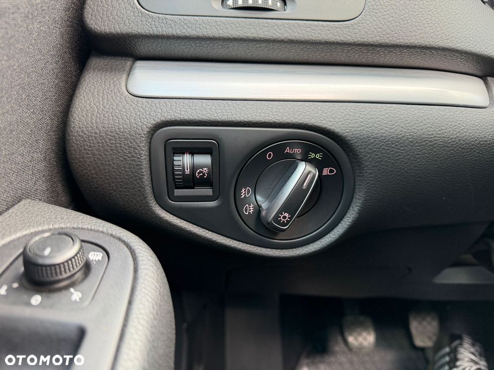 Volkswagen Sharan 2.0 TDI 4MOTION (BlueMotion Technology) Highline - 28