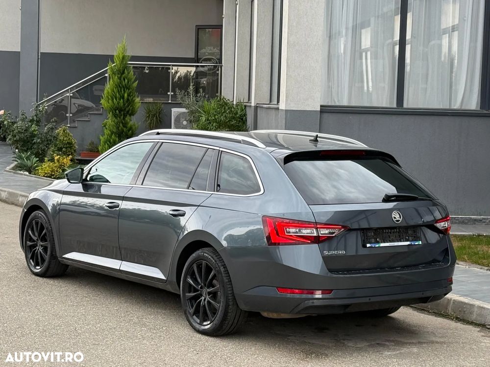 Skoda Superb Combi 2.0 TDI 4X4 DSG Laurin & Klement - 12