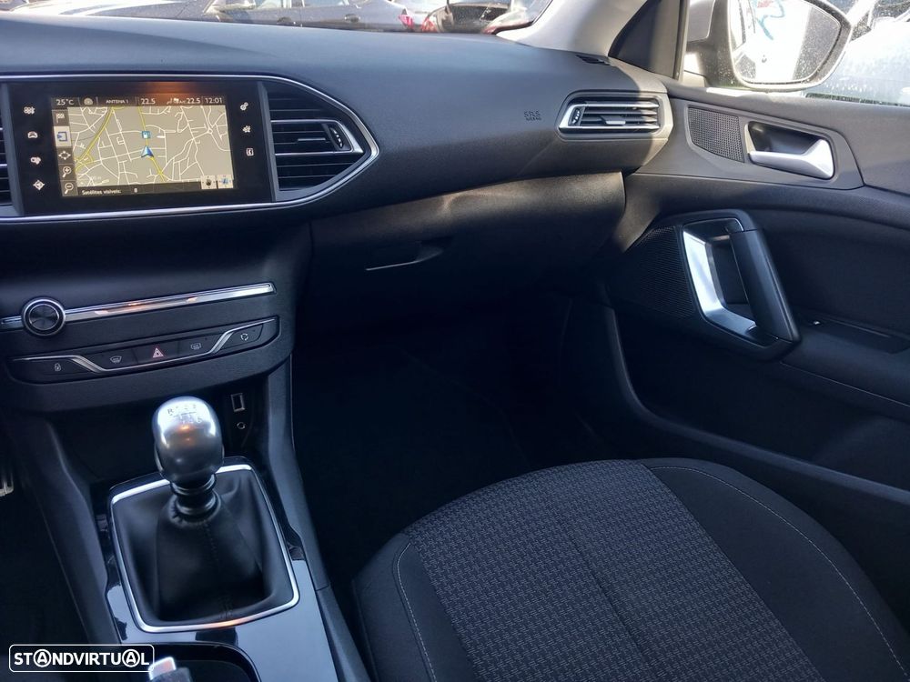 Peugeot 308 SW 1.6 BlueHDi Allure - 13