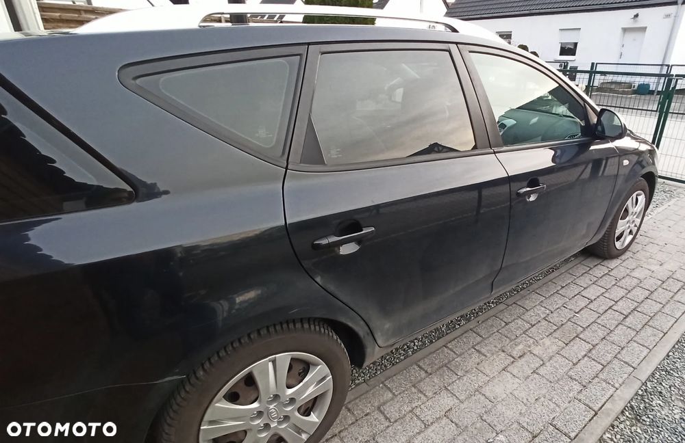 Kia Ceed - 3