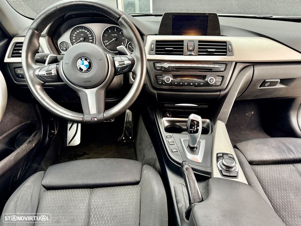 BMW 320 d Auto Pack M - 8