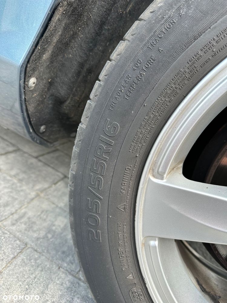 Volvo V40 - 13