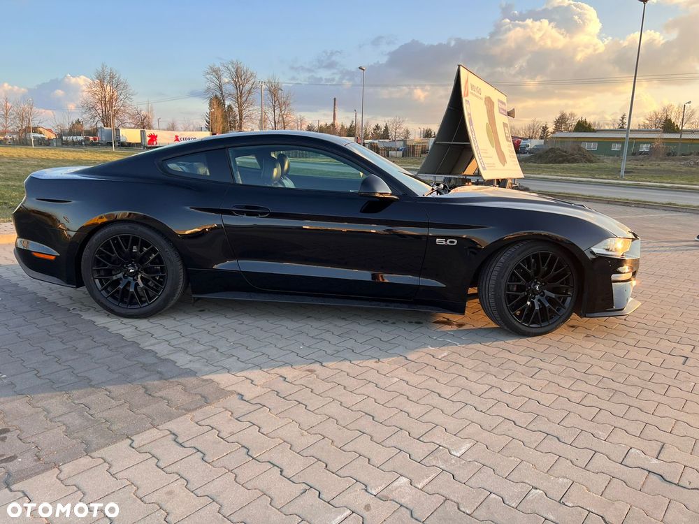 Ford Mustang - 18