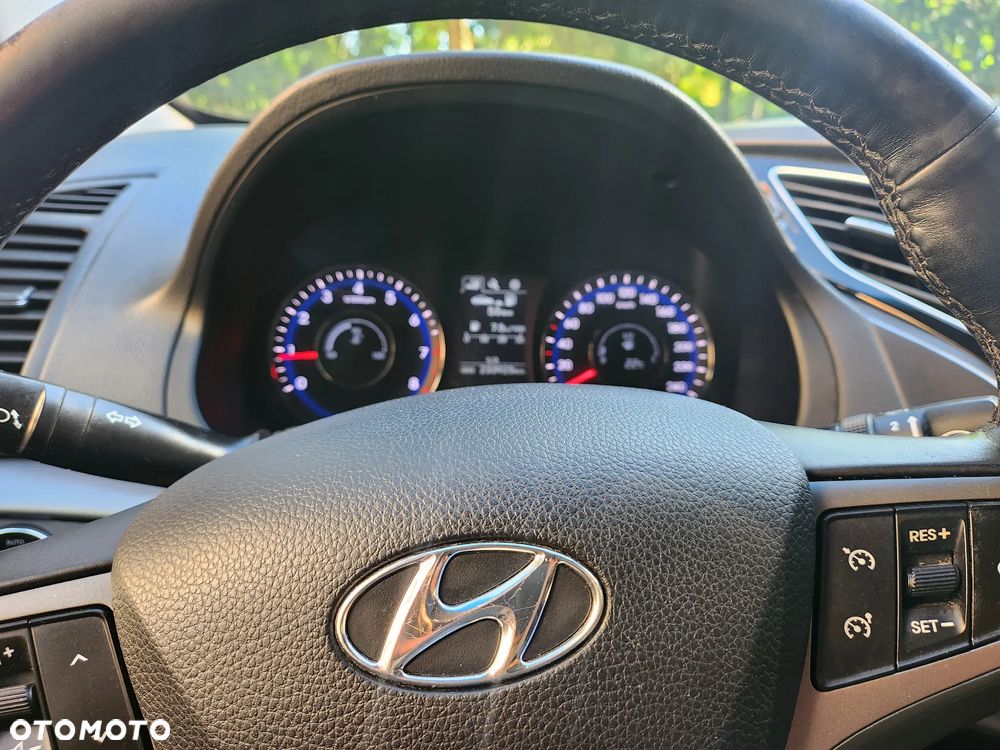 Hyundai i40 - 12
