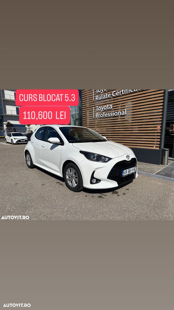 TOYOTA Yaris