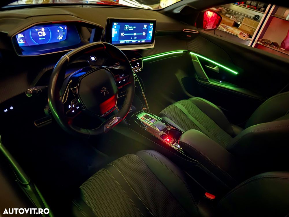 Peugeot 208 e-208 GT - 16