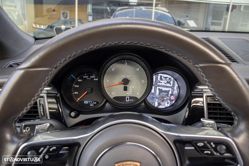 Porsche Macan S - 17