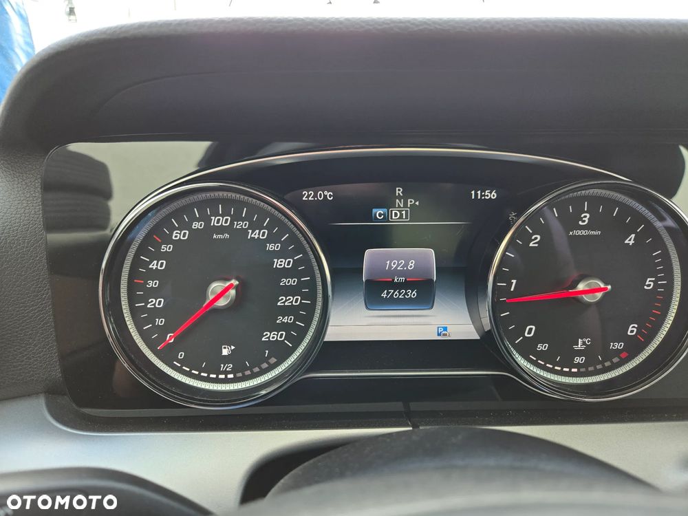 Mercedes-Benz Klasa E 200 d T 9G-TRONIC - 22