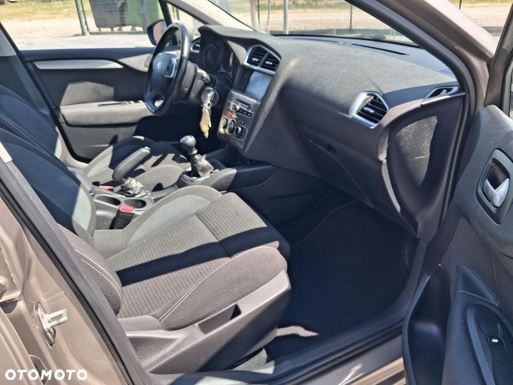 Citroën C4 PureTech 130 Stop&Start SHINE - 10