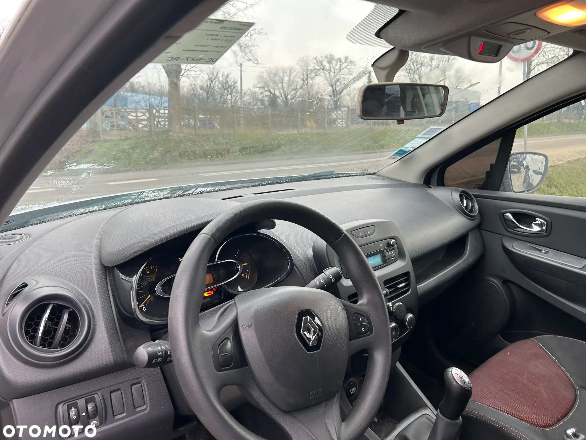 Renault Clio - 29