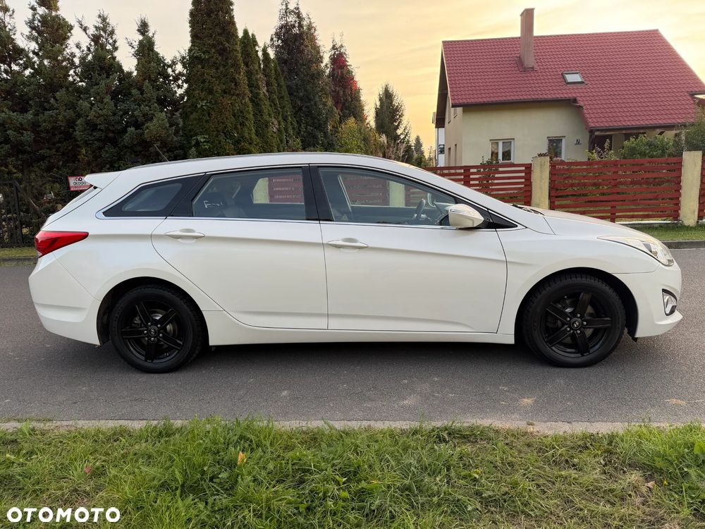 Hyundai i40 Kombi 1.6 Trend - 12