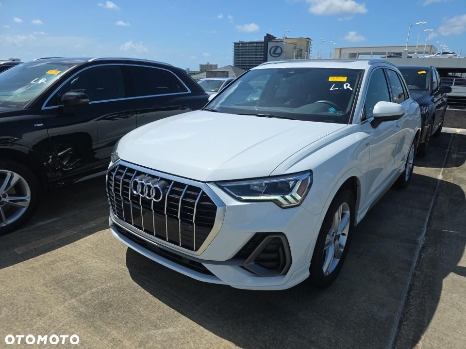 Audi Q3 45 TFSI Quattro S tronic S line - 2