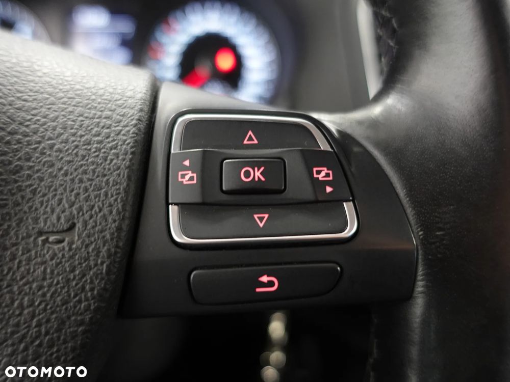 Volkswagen Sharan 2.0 TDI 4Motion BlueMotion Technology Highline - 37