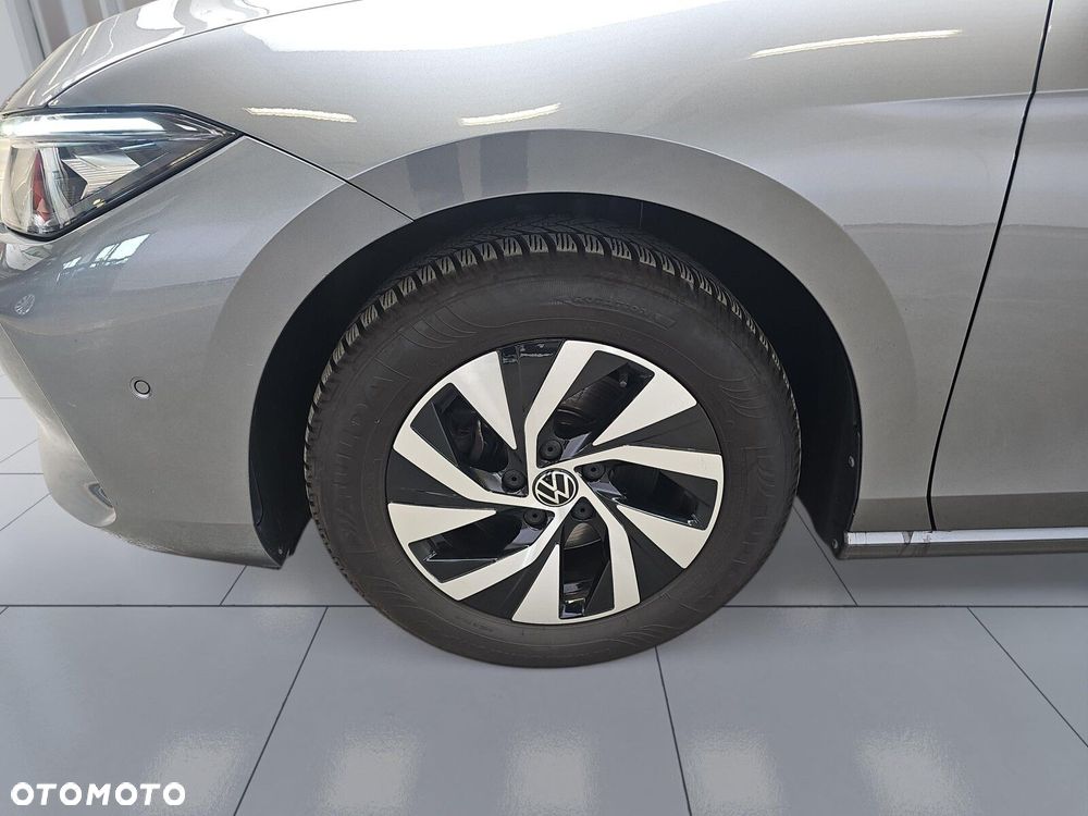 Volkswagen Passat - 34