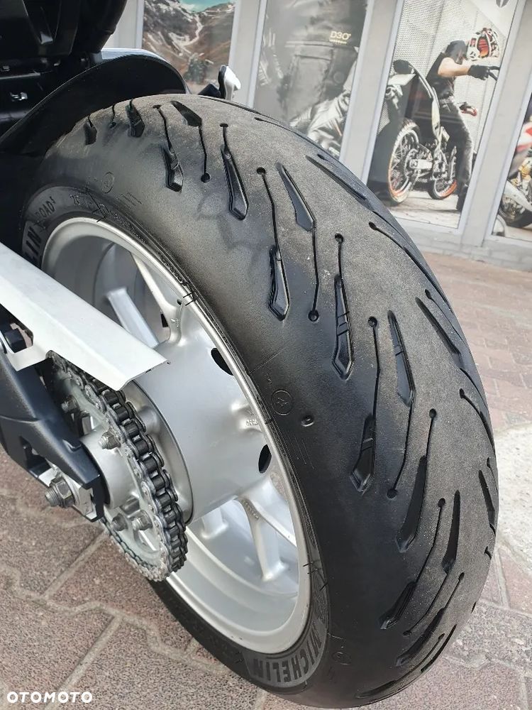 Triumph Tiger - 5
