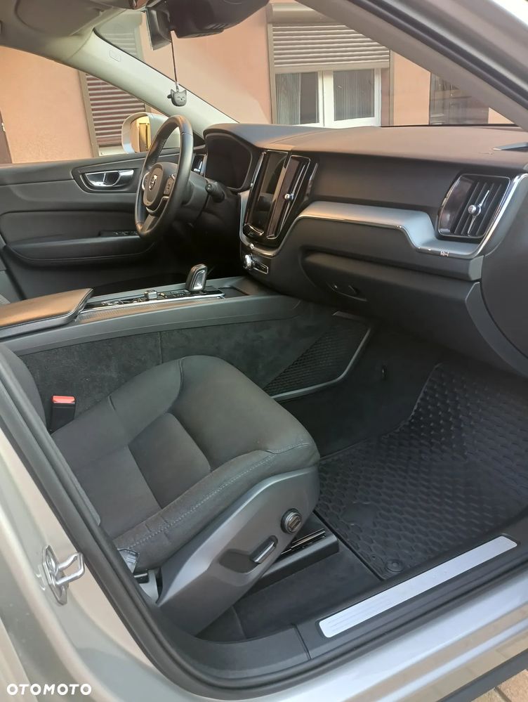 Volvo Xc60 2021 photo 5