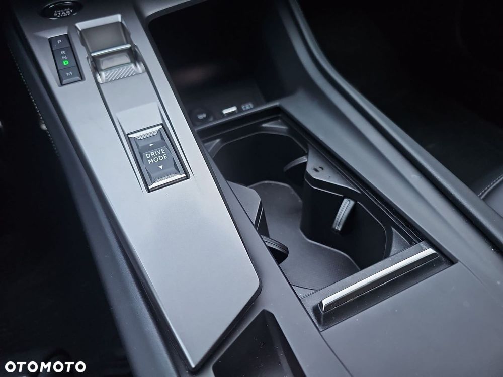 Peugeot 408 - 23