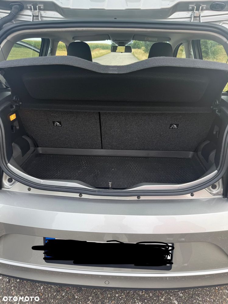 Volkswagen up! (BlueMotion Technology) move - 16