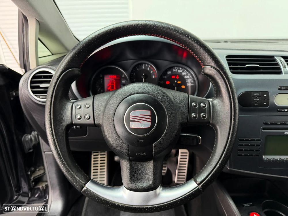 SEAT Leon 1.4 TSI Linea R - 13