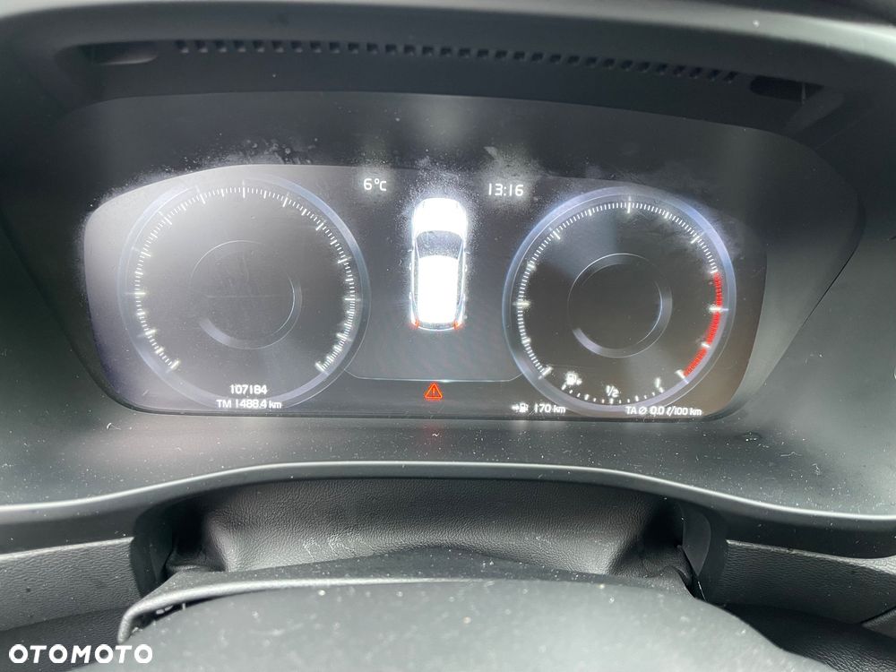 Volvo XC 40 D4 AWD Geartronic R-Design - 16