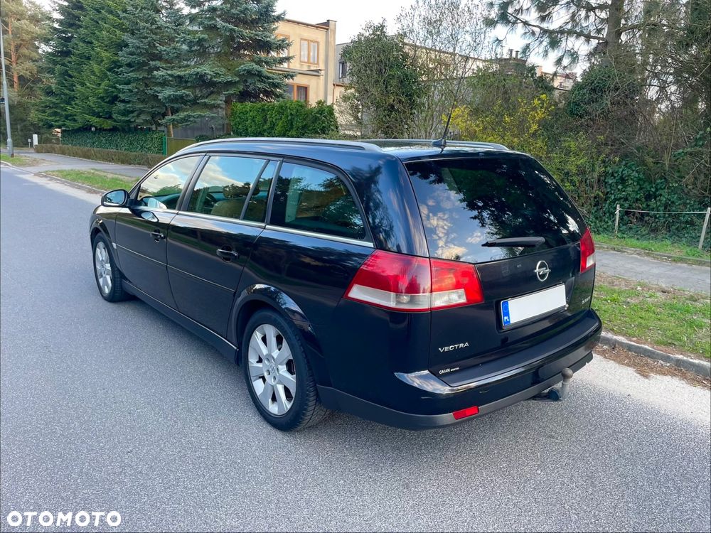 Opel Vectra 1.9 CDTI Automatik Cosmo - 3