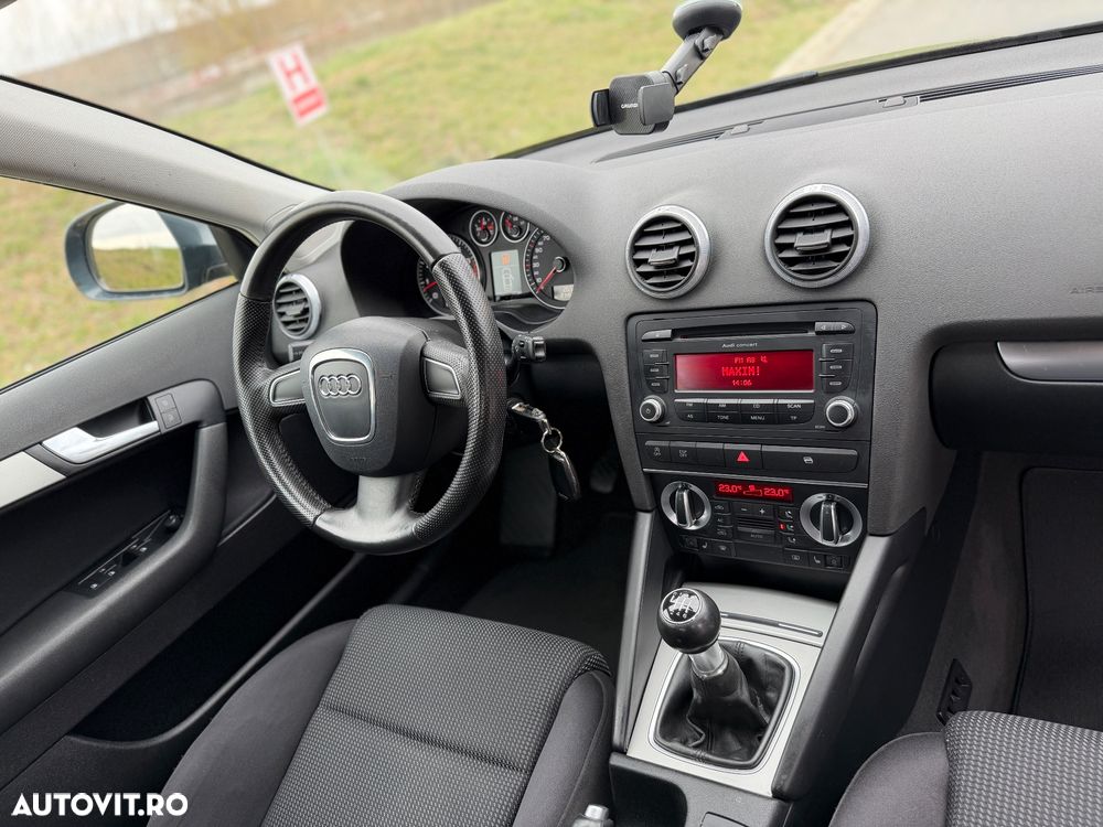 Audi A3 1.4 TFSI ack S line Sportpaket - 9