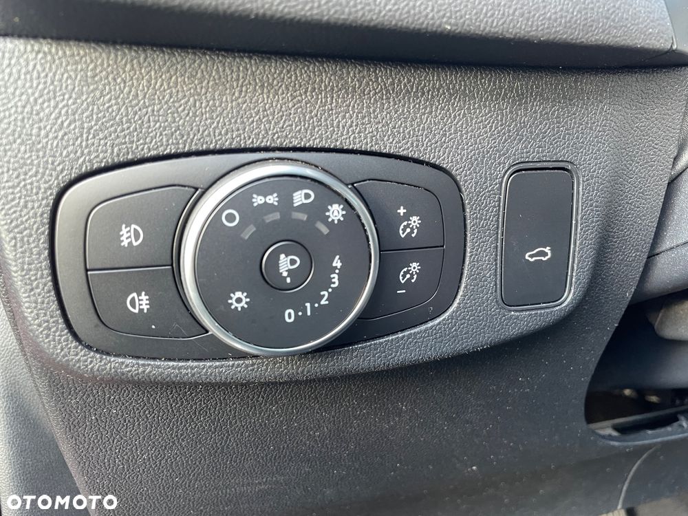 Ford Focus 1.0 EcoBoost mHEV Active - 27