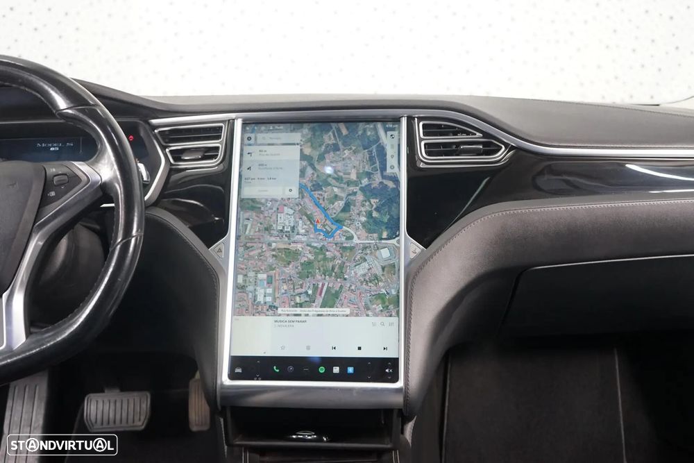Tesla Model S 85 - 20