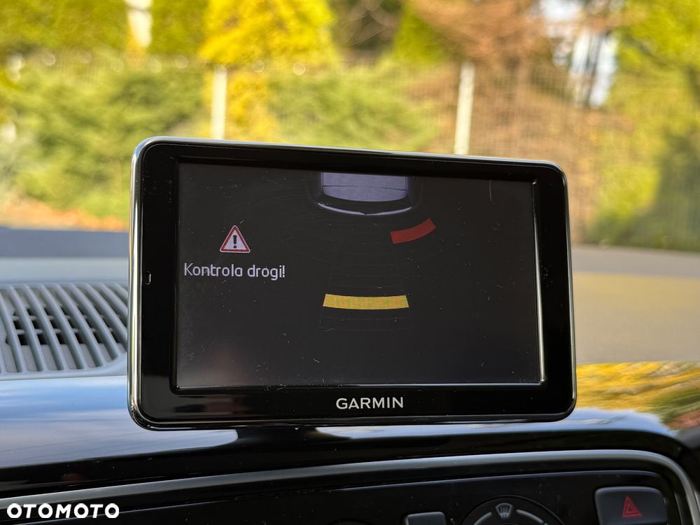 Volkswagen up! ASG colour fortana red - 26