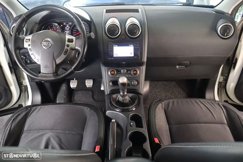 Nissan Qashqai 1.6 dCi Tekna Premium 17 360 S&S - 24