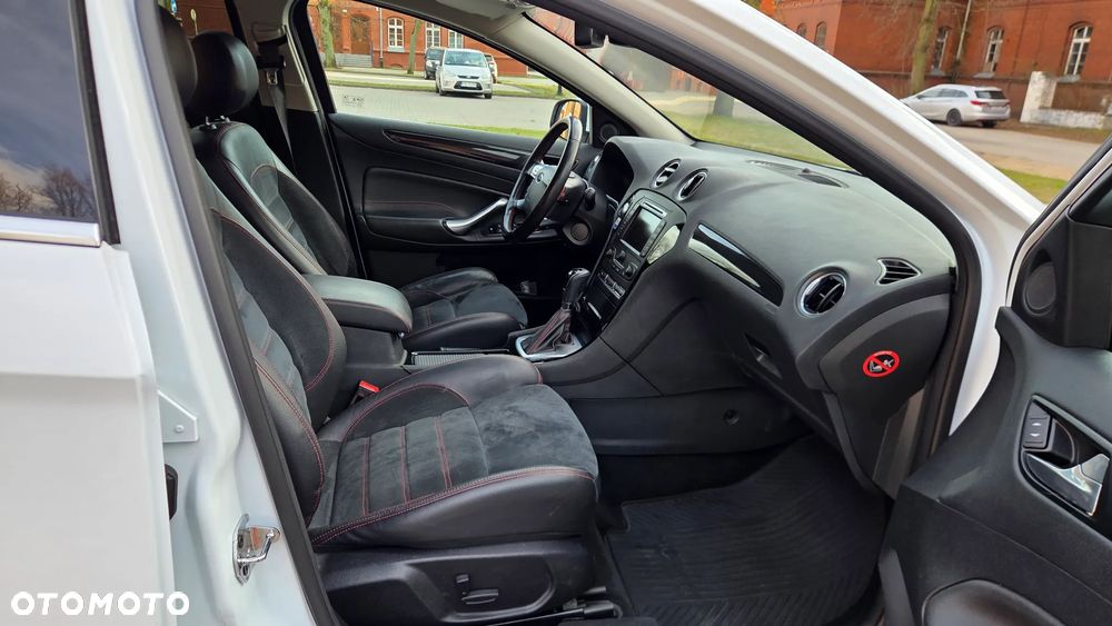 Ford Mondeo 2.2 TDCi Titanium S - 23