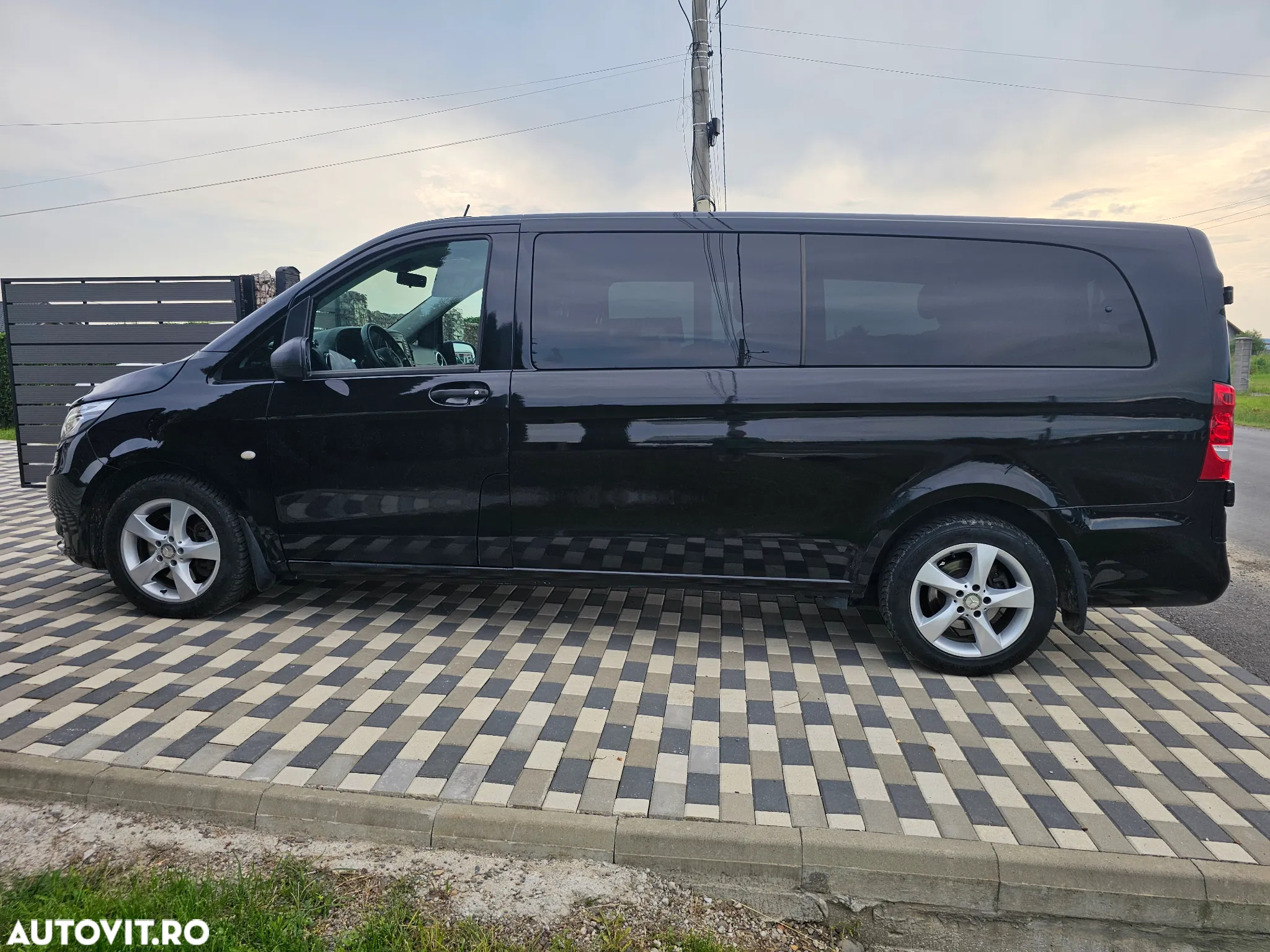 Mercedes-Benz Vito 119 CDI (BlueTEC) Tourer 4MATIC Lang Aut. SELECT - 3