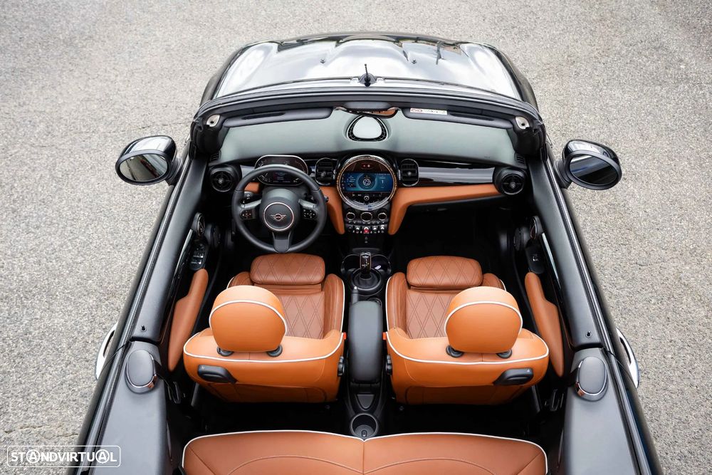 MINI Cabrio Cooper Premium Extra Classic Auto - 36
