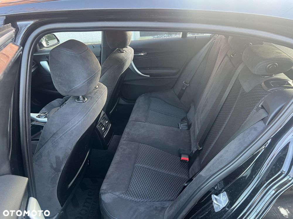 BMW Seria 1 120d xDrive BluePerformance - 9