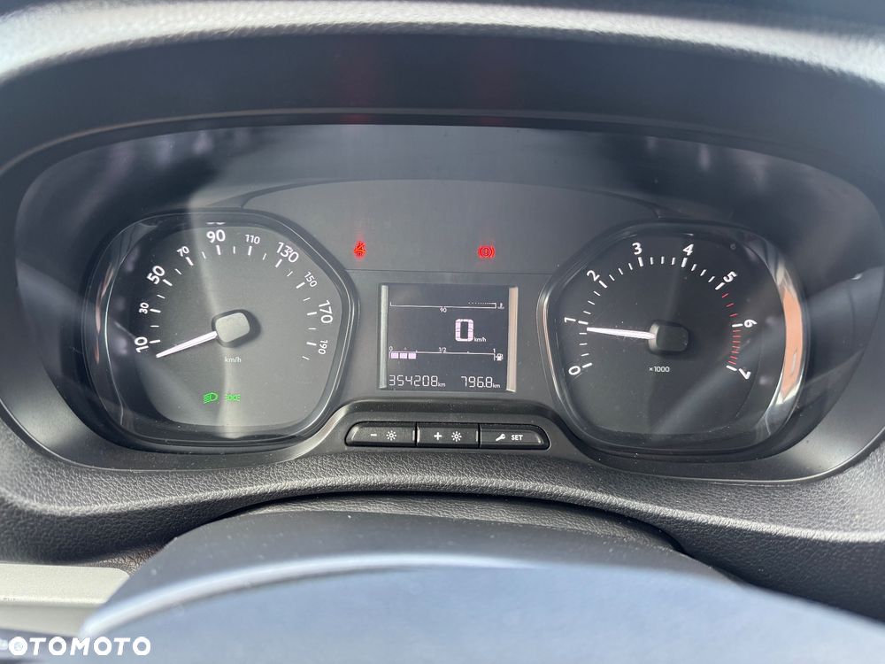 Toyota Proace - 21