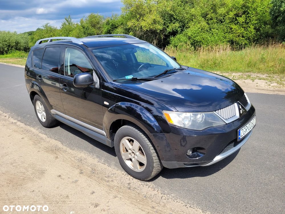 Mitsubishi Outlander 2.0 DI-D 4WD Invite - 2