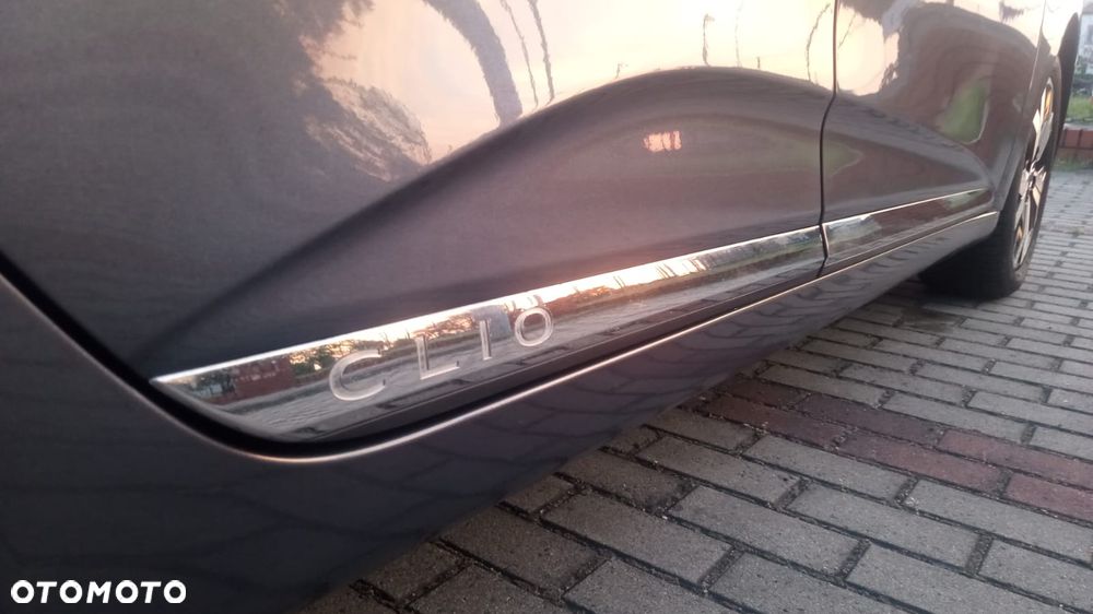 Renault Clio BLUE dCi 100 INTENS - 11