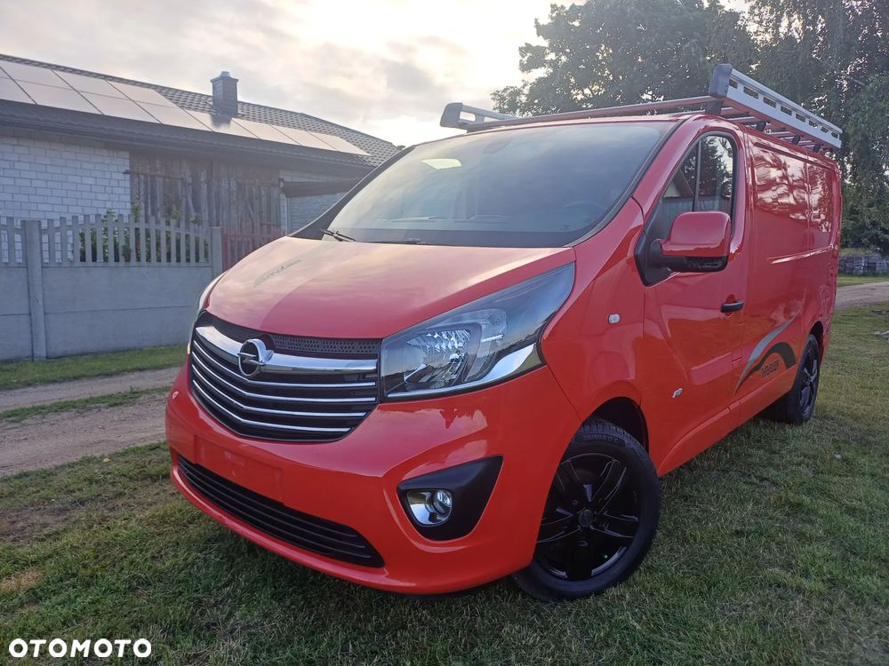 Opel Vivaro - 1