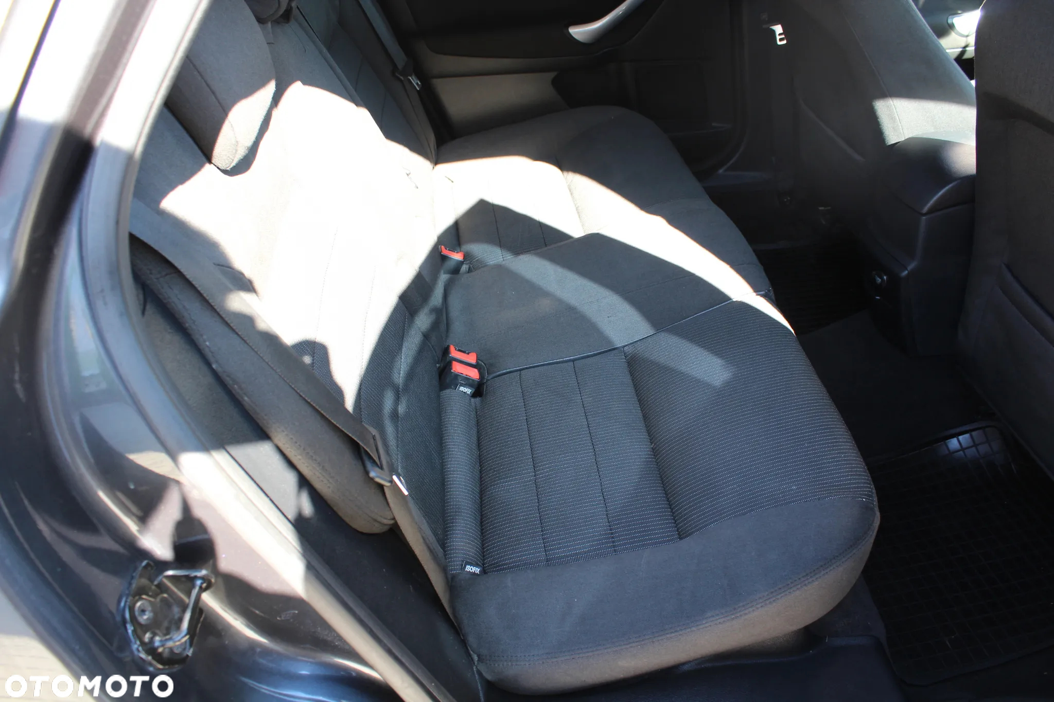 Ford Mondeo 1.8 TDCi Gold X - 17