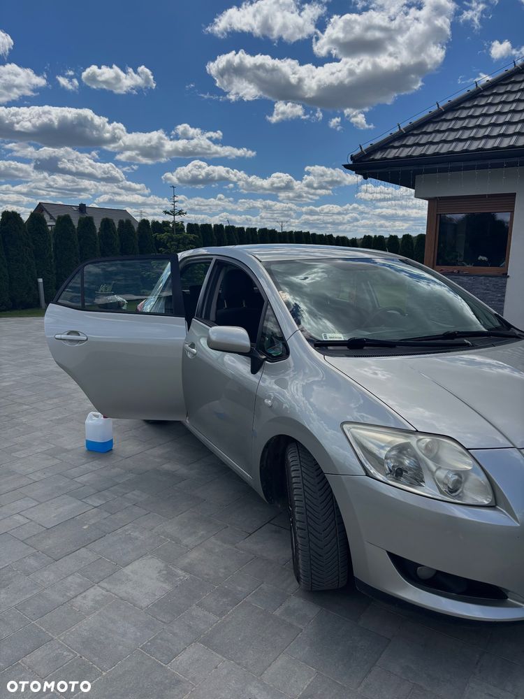 Toyota Auris - 9