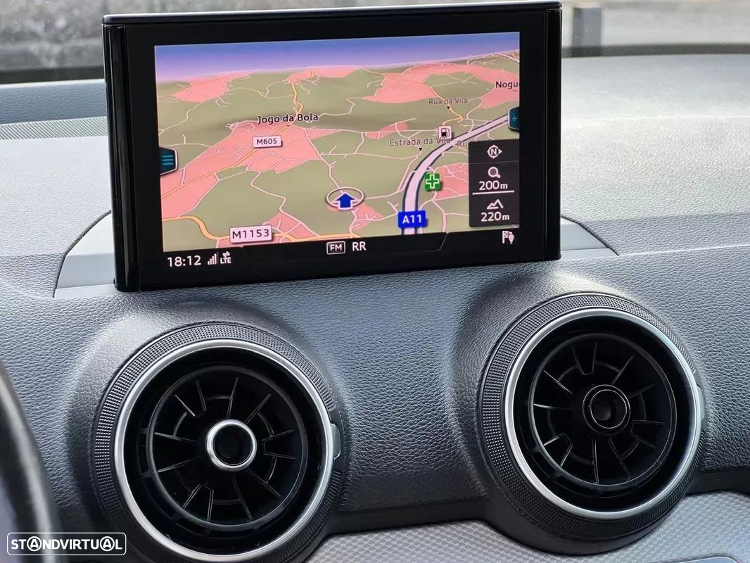 Audi Q2 - 21