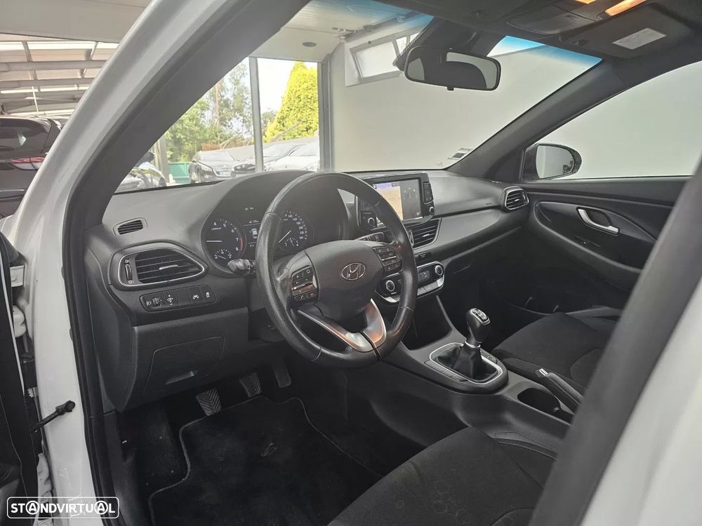 Hyundai i30 SW 1.0 T-GDi Comfort+Navi - 11