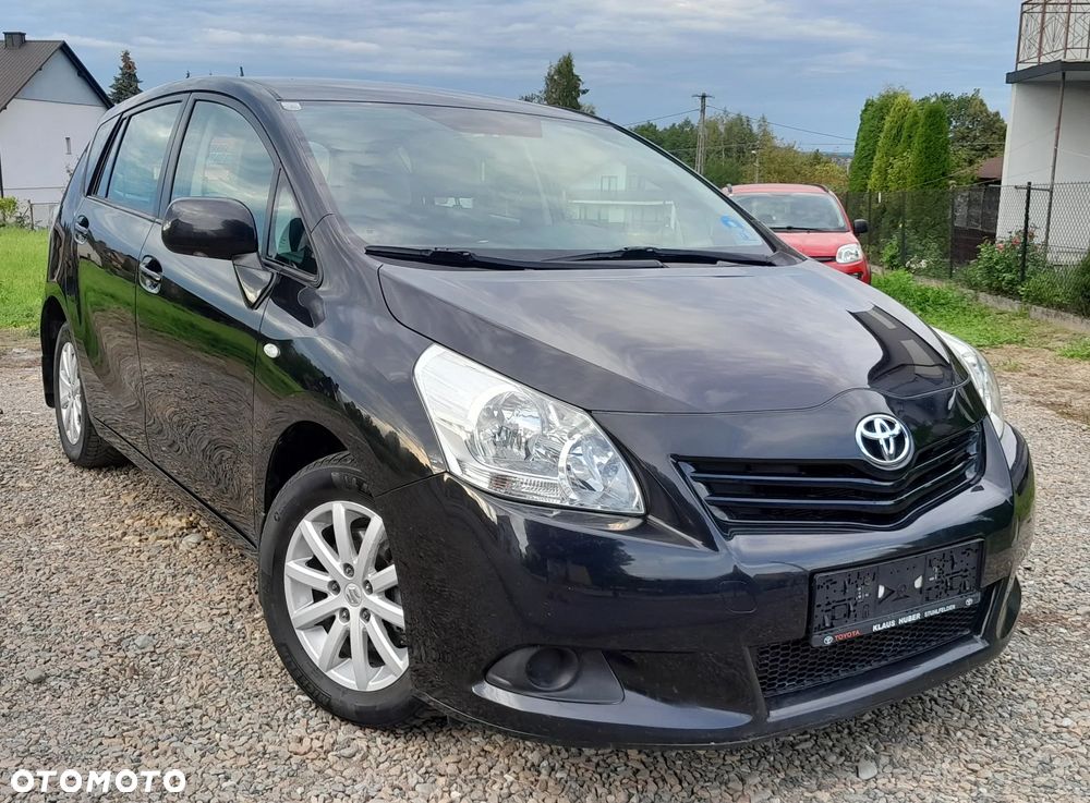 Toyota Corolla Verso 1.6 - 8