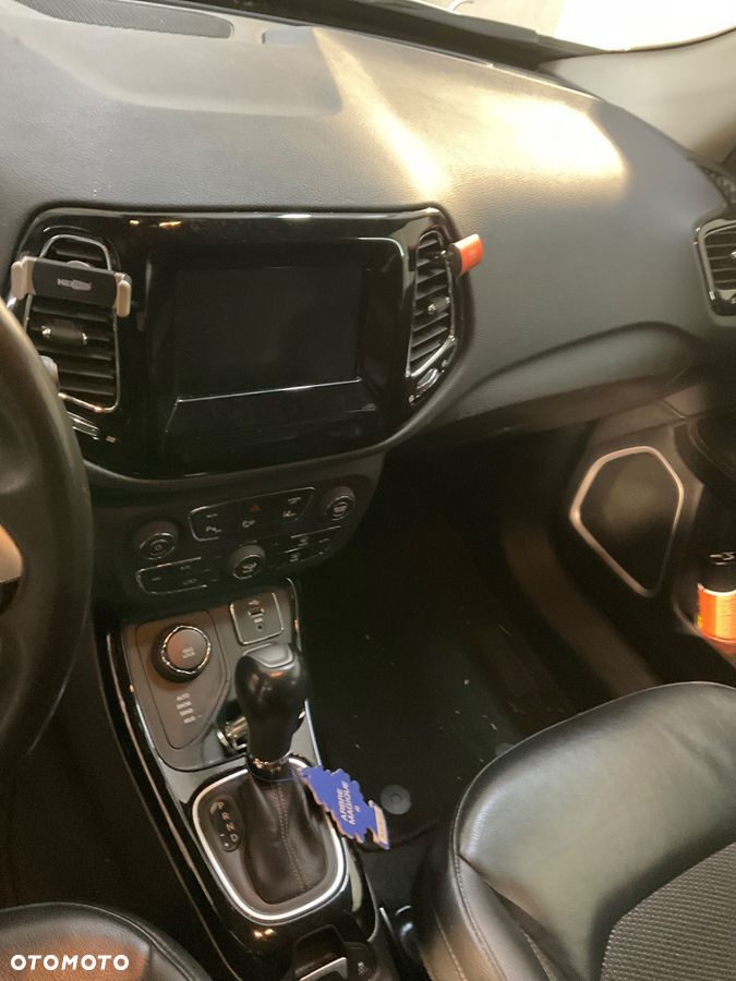 Jeep Compass 1.4 TMair Limited 4WD S&S - 11
